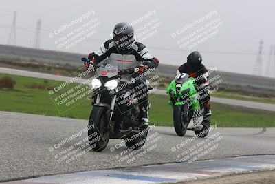 media/Nov-30-2025-TrackDaz (Sun) [[d8b22663df]]/B Group/Session 5 (Wheelie Bump)/